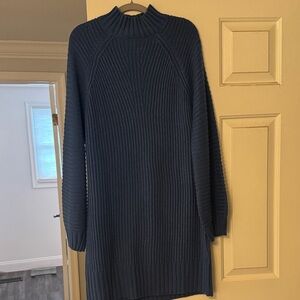 Elegant Navy Long Sleeve Knit Dress